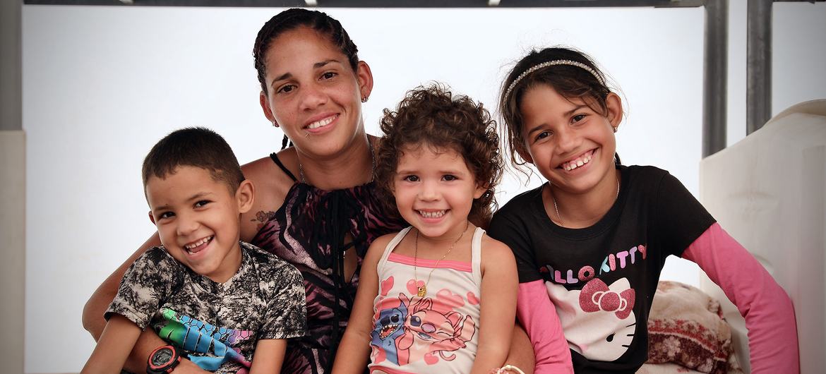 Dorelis Suárez, de 28 años, y sus tres hijos, Yorkelis, de 11, Bonilla, de 5, y Lorens, de 3, dejaron Anzoátegui, en Venezuela, para buscar una vida mejor en Brasil.