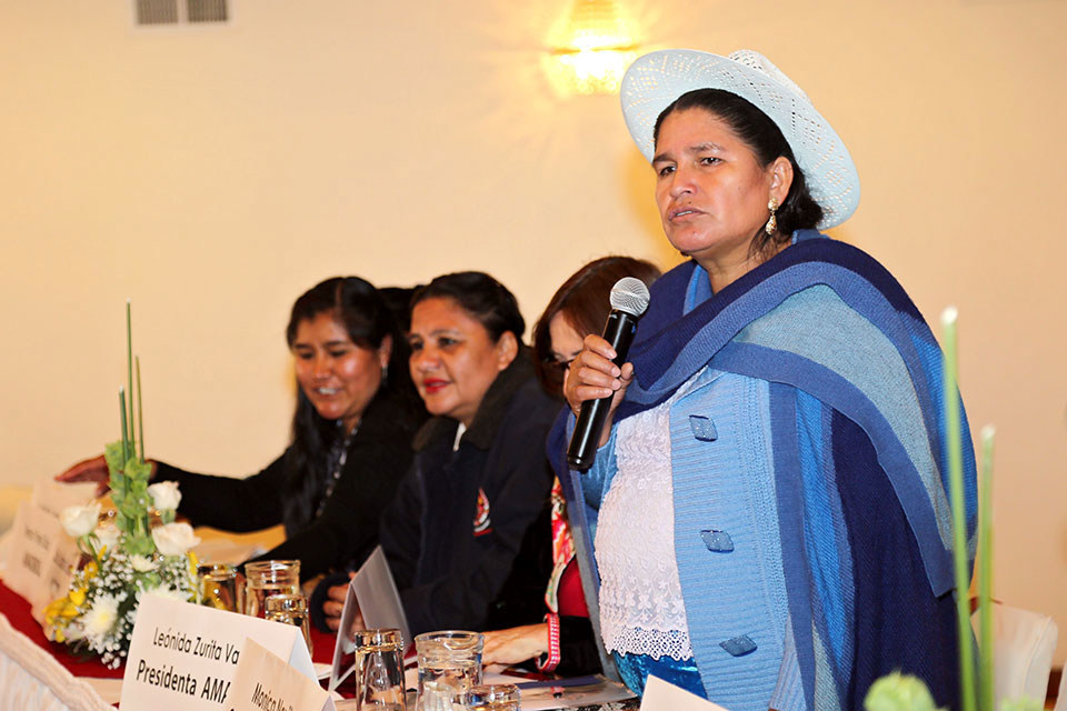 Leonida Zurita, aliteuliwa kuwa Rais wa Chama cha Wawakilishi wa Idara za Wanawake wa Jimbo la Plurinational la Bolivia (AMADBOL), ambacho kiliundwa kwa usaidizi wa kiteknolojia na kifedha kutoka kwa UN Women.