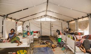 Ndani ya kituo cha kutenga na kutibu wagonjwa wa mpox kinachosaidiwa na UNICEF katika Hospitali ya Kavumu, jimbo la Kivu Kusini, Jamhuri ya Kidemokrasia ya Kongo, tarehe 14 Septemba 2024. 