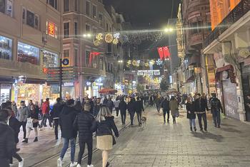 Улица Истикляль в Стамбуле.