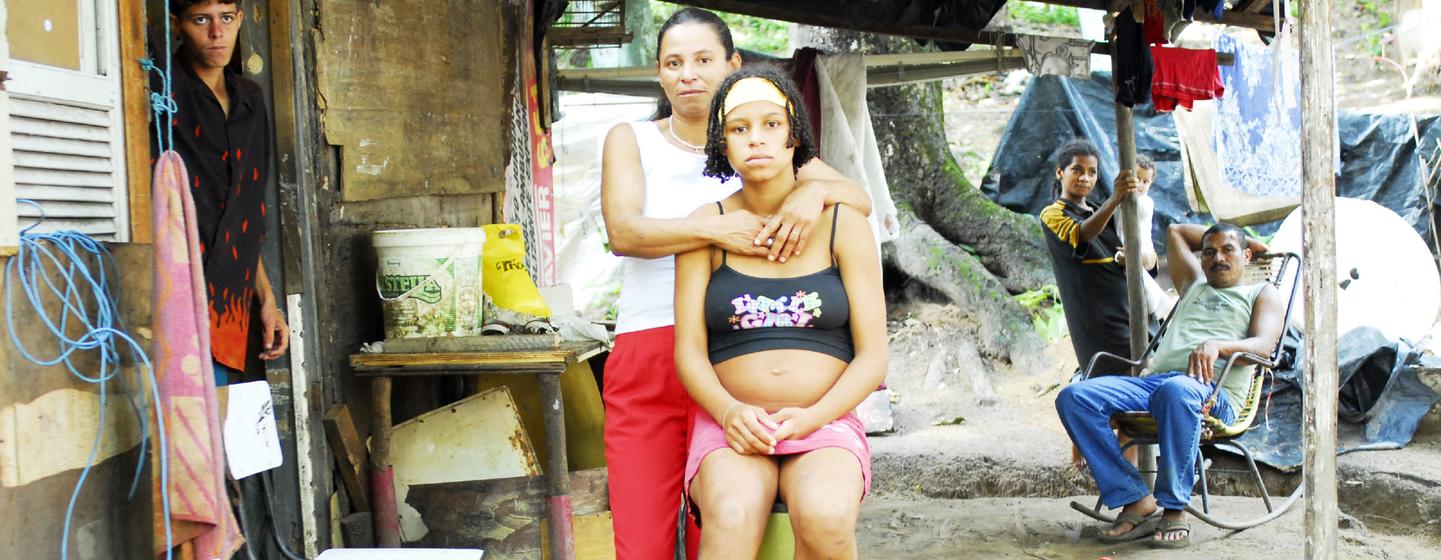 La grossesse chez les adolescentes est un phénomène mondial dont les causes sont clairement connues et qui a de graves conséquences sanitaires, sociales et économiques.