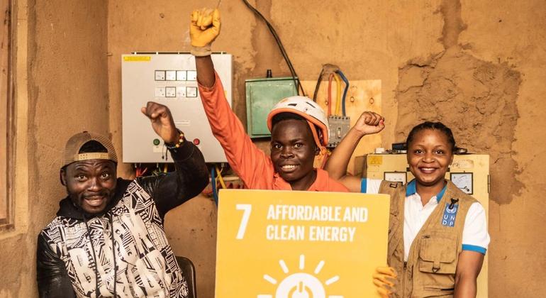 UNDP inashirikiana na Wizara ya Nishati nchini Malawi kuhakikisha wanazalisha nishati jadidifu, salama na nafuu kwa wananchi wa taifa hilo la kusini mwa Afrika.