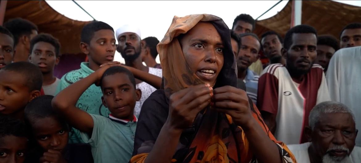 Une femme déplacée parle de son expérience après avoir fui les combats dans l'État d'Al Jazirah, au Soudan.