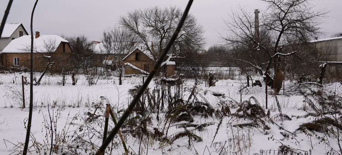 A Boutcha, en Ukraine, les habitants se préparent à affronter l'hiver sans électricité.