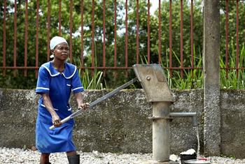 各国需要加快行动，确保人人享有安全饮用水、环境卫生和个人卫生。