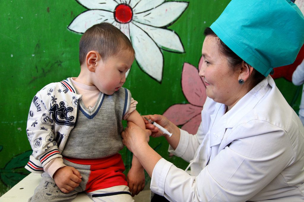 Cerca de 83% dos menores de idade em todo o mundo receberam sua primeira dose da vacina contra o sarampo