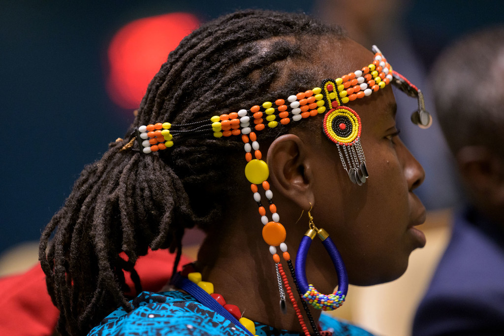 Vue d'une participante lors de l'ouverture de la 23e session de l'Instance permanente sur les questions autochtones.