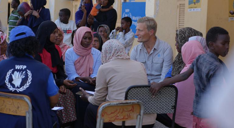 حوار- برنامج الأغذية العالمي يحذر: فرصة تجنب المجاعة في السودان تضيق بسرعة