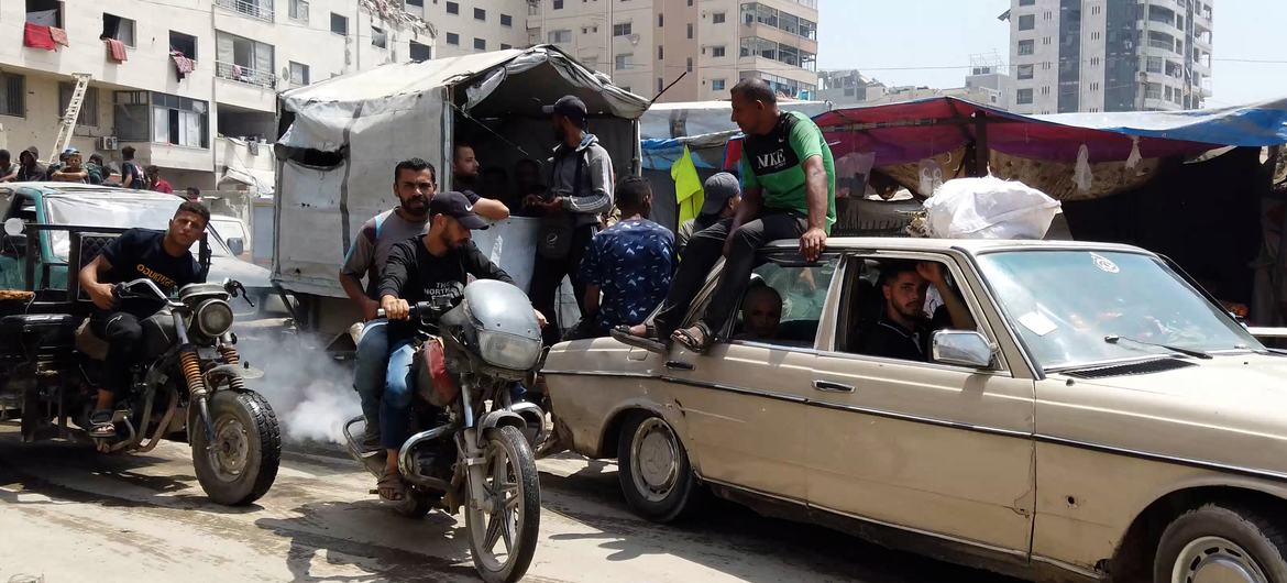 War and evacuation orders have left many in Gaza scrambling for transportation to safety.