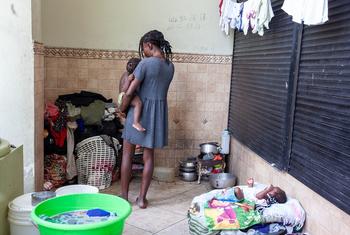 Une femme décrit avoir été violée alors qu'elle fuyait la violence des gangs avec ses six enfants et qu'elle était enceinte de quatre mois.