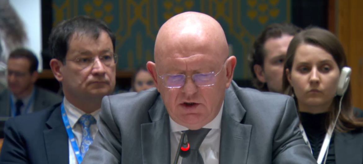Permanent Representative of Russia Vassily Nebenzia introducing an amendment to the draft resolution