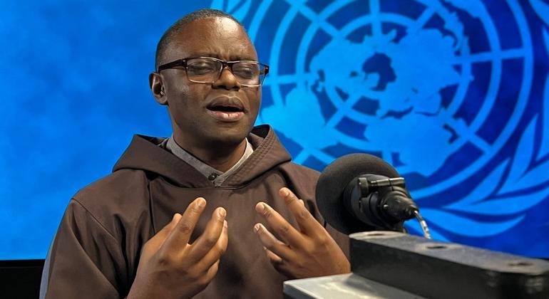 Father Benedict Ayodi wa Shirika la kiserikali la kimataifa la Wafransiskani wakapuchini akizungumza na Assumpta Massoi jijini New York Marekani.