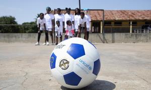 UNICEF organized an inclusive sports event in partnership with FAMOD (a civil society organization that works to support, coordinate and promote the human rights and well-being of people with disabilities in Mozambique.