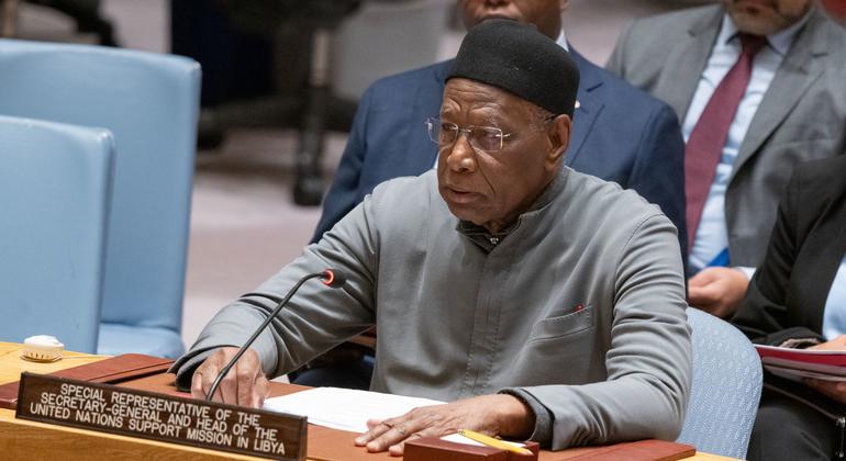 Abdoulaye Bathily, Représentant spécial du Secrétaire général pour la Libye et chef de la Mission de soutien des Nations Unies en Libye, informe la réunion du Conseil de sécurité de la situation dans le pays.