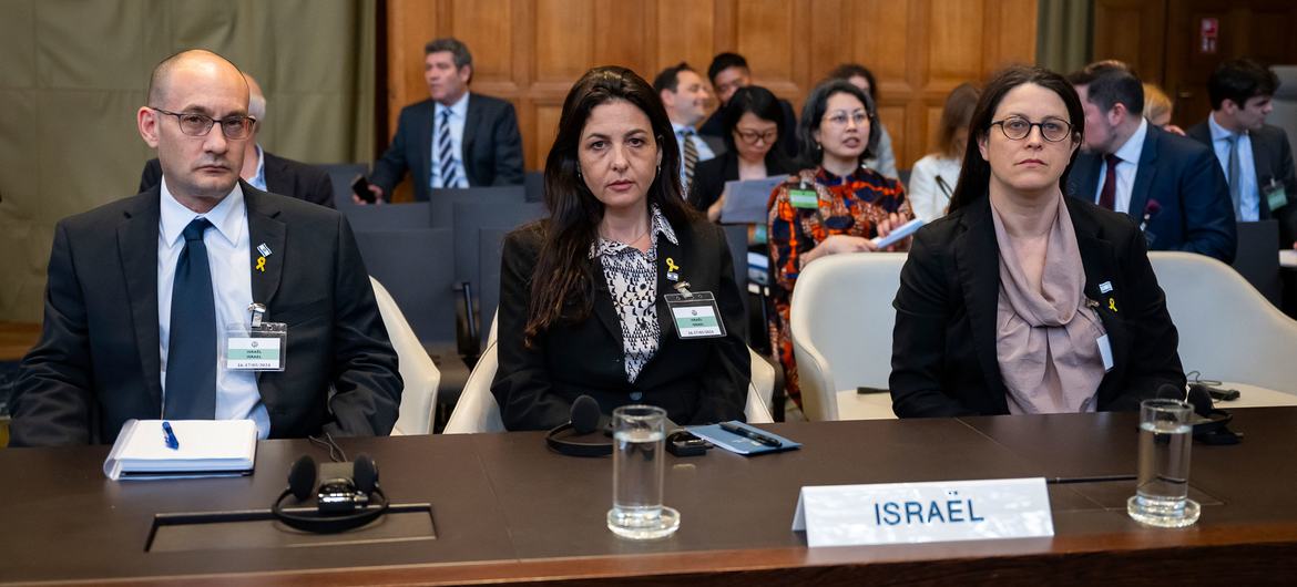 अन्तरराष्ट्रीय न्यायालय में इसराइल का प्रतिनिधित्व कर रही क़ानूनी टीम के सदस्य.
