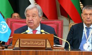 O secretário-geral da ONU, António Guterres, discursa na Cúpula da Liga dos Estados Árabes em Manama, no Bahrein