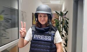 Christina Assi, reportera de guerra libanesa, resultó herida en octubre de 2023 durante el conflicto entre Israel y Hezbolá.