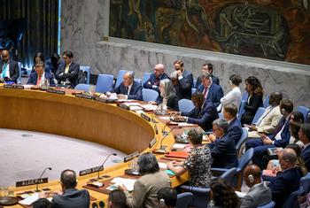 El Consejo de Seguridad de la ONU sesiona sobre Gaza presidido por el ministro del Exterior de Rusia, Sergei Lavrov (tercero en la mesa de izquierda a derecha).