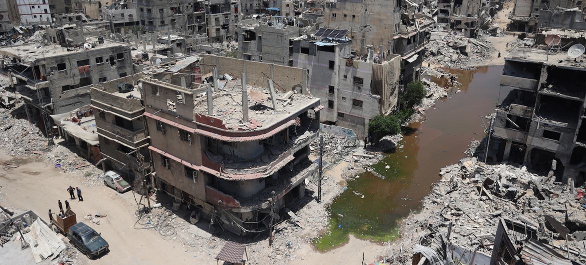 A view of central Khan Younis in Gaza, showing the aftermath of airstrikes in a residential neighborhood. A stream of sewage cuts through the area, the result of destroyed infrastructure, raising fears of disease outbreaks. A view of central Khan Younis in Gaza, showing the aftermath of airstrikes in a residential neighborhood. A stream of sewage cuts through the area, the result of destroyed infrastructure, raising fears of disease outbreaks.
