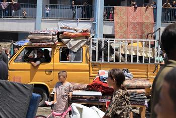 En Gaza, la población sigue desplazándose debido a las constantes órdenes israelíes de evacuación.