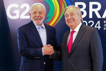 O presidente do Brasil, Luiz Inácio Lula da Silva, reuniu-se com o secretário-geral da ONU, António Guterres, à margem da Cúpula do G20 no Rio de Janeiro (arquivo)