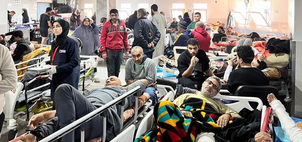 Le personnel de l'OMS a participé à une mission conjointe des Nations Unies à l'hôpital Al-Shifa, dans le nord de Gaza, le 16 décembre, afin de livrer des fournitures médicales et d'évaluer la situation dans l'établissement. 