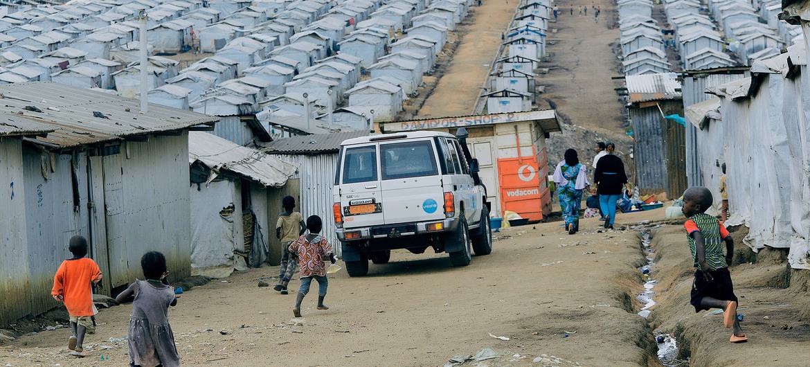 Le site pour personnes déplacées de Kigonze à Bunia, la capitale de la province de l'Ituri, dans le nord-est de la République démocratique du Congo (RDC).