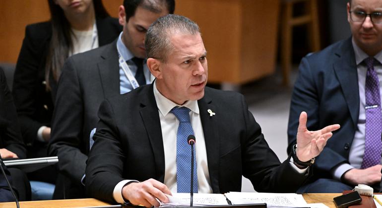 جلعاد أردان الممثل الدائم لإسرائيل لدى الأمم المتحدة، يتحدث أمام مجلس الأمن الدولي.