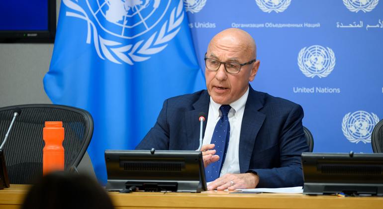 Le Rapporteur spécial des Nations Unies sur la situation des droits de l’homme au Myanmar, Tom Andrews, avertit que le service militaire obligatoire représente une menace encore plus grande pour les civils.