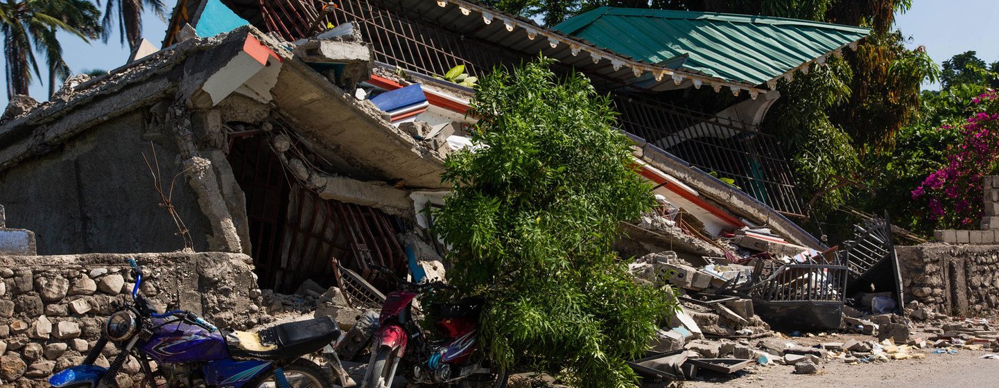 Un hotel en Gele, Haití, fue destruido después de un terremoto de magnitud 7,2 en 2021.