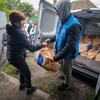 Доставка гуманитарной помощи в Украине.