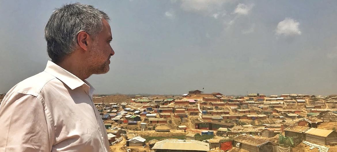 Em 2018, Pedro Matos olha para o campo de refugiados Kutupalong onde vivem refugiados Rohingya