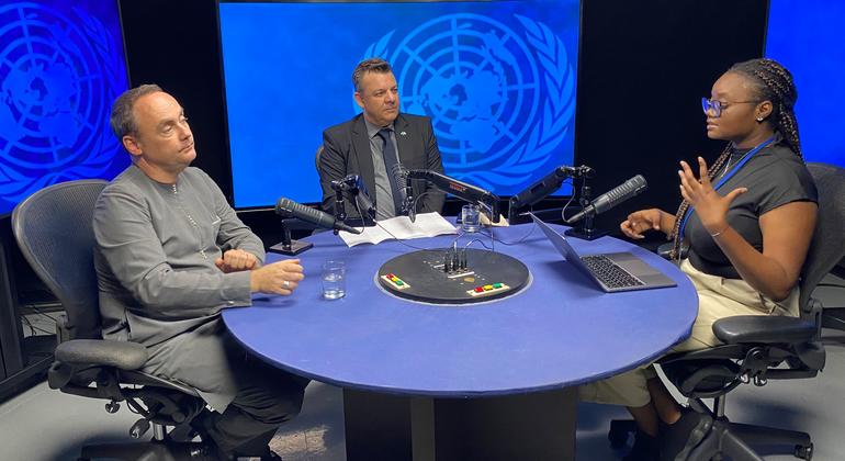 Yvez Sassenrath (left), UNFPA Representative in Egypt and Massimo Dianna (centre), UNFPA Representative in Ukraine, sit down with UN News' Shanaé Harte.