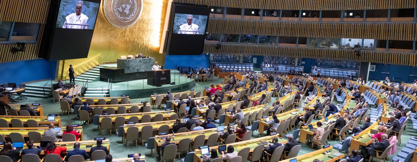 Le Secrétaire général de ONU , Philemon Yang, s'adresse à la 10e session extraordinaire d'urgence de l'Assemblée générale, qui a repris, sur les actions israéliennes illégales à Jérusalem-Est et dans le territoire palestinien occupé.