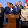 مجموعة من سفراء الدول الدول المنضمة إلى مبادرة الالتزامات المشتركة تجاه وكالة الأونروا. يدلي ببيان مشترك، نيابة عن المجموعة، الممثل الدائم للأردن لدى الأمم المتحدة محمود حمود.