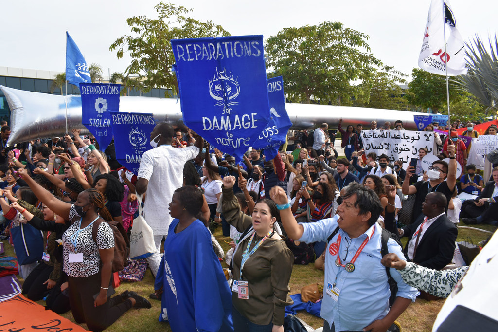A la COP27, les militants exigent des mesures concernant les pertes et les dommages.