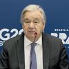 Katibu Mkuu UN António Guterres akizungumza katika jukwaa wakati wa mkutano na waandishi wa habari kabla ya Mkutano wa G20 huko Rio de Janeiro, Brazil.