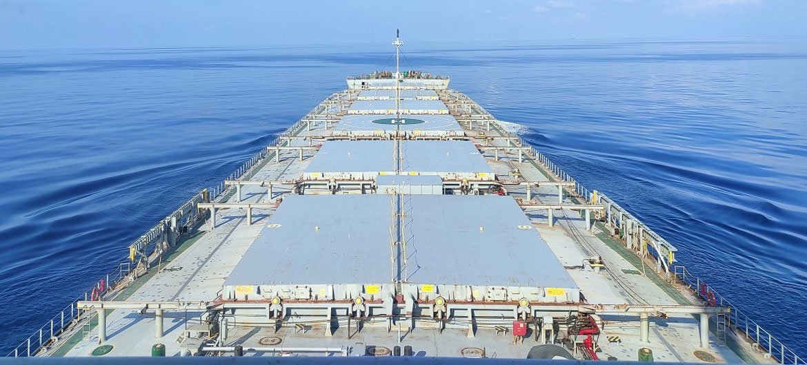 400,000 seafarers are still at sea even though their contracts have ended.