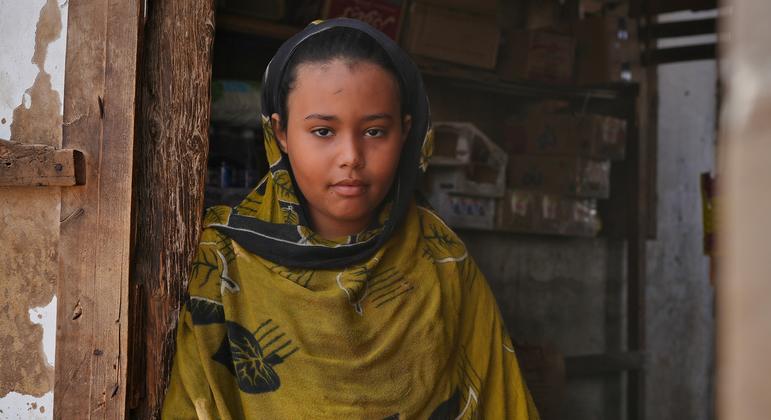 At 15, Afaf faced an impossible choice to help her family: find work, or marry a 40-year old man. At a United Nations Population Fund (UNFPA)-backed 'Safe Space', she received counselling and training. The marriage was finally cancelled. At 15, Afaf faced an impossible choice to help her family: find work, or marry a 40-year old man. At a United Nations Population Fund (UNFPA)-backed 'Safe Space', she received counselling and training. The marriage was finally cancelled.