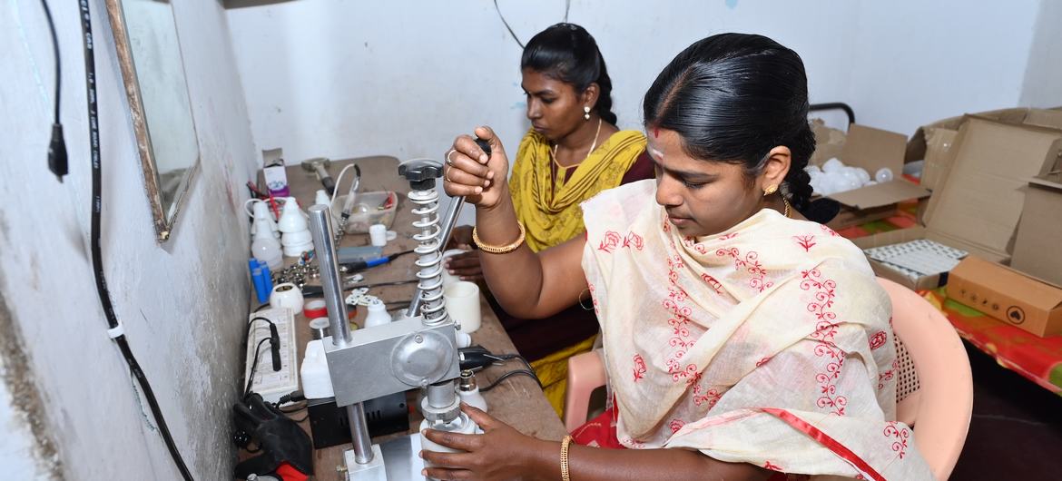 तमिलनाडु महिला रोज़गार और सुरक्षा (WESAFE) कार्यक्रम के तहत 16 लाख महिलाओं को लाभ मिलने की उम्मीद है.