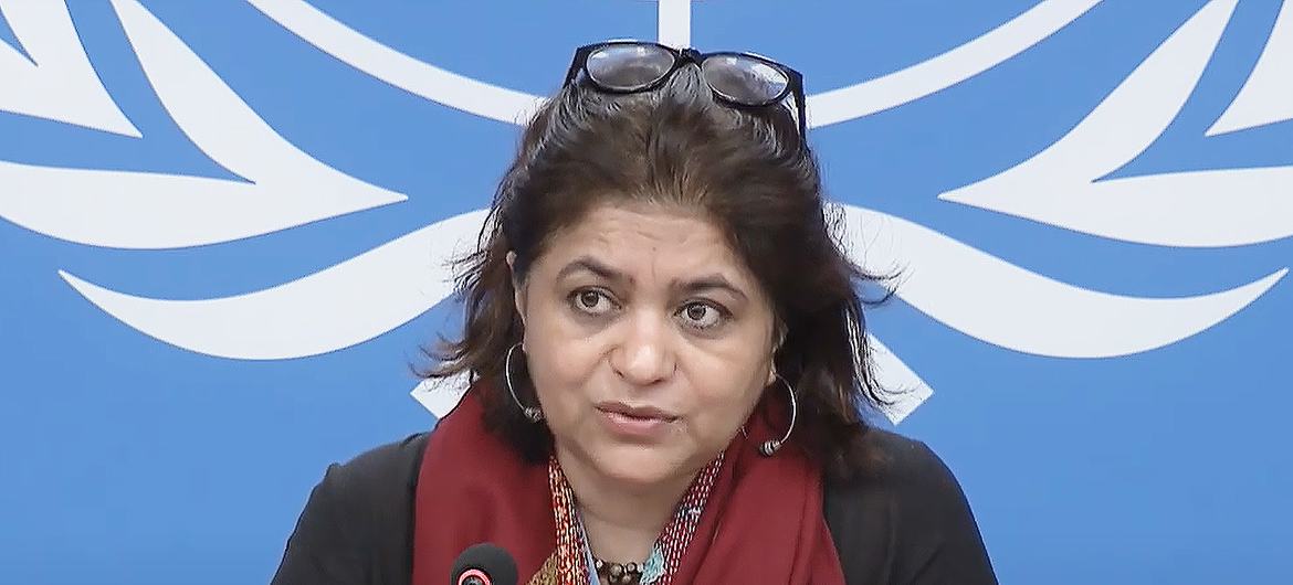 Sara Hossain afirmou que a repressão e vigilância prosseguem no país desde setembro de 2022, quando a jovem iraniana Mahsa Amini, foi morta sob custódia, após ser presa por não estar usando “corretamente” o hijab, o véu que cobria sua cabeça