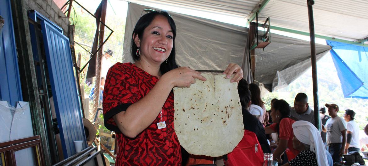 Nancy Nuñez coordinates a marketing network for artisanal products in Mexico.