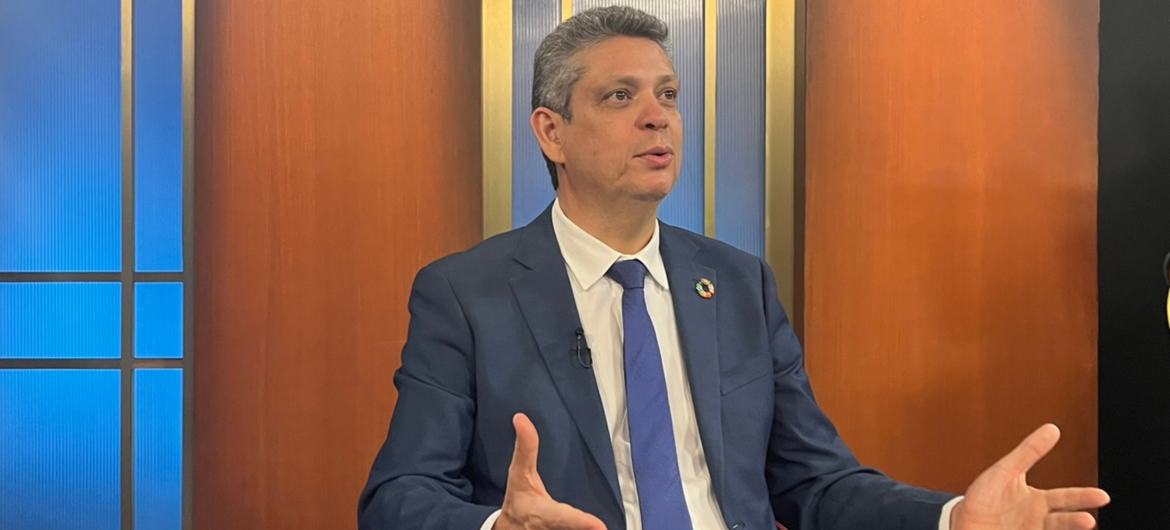 Chefe da delegação brasileira no Fórum Político de Alto Nível 2024 concede entrevista no estúdio ONU News