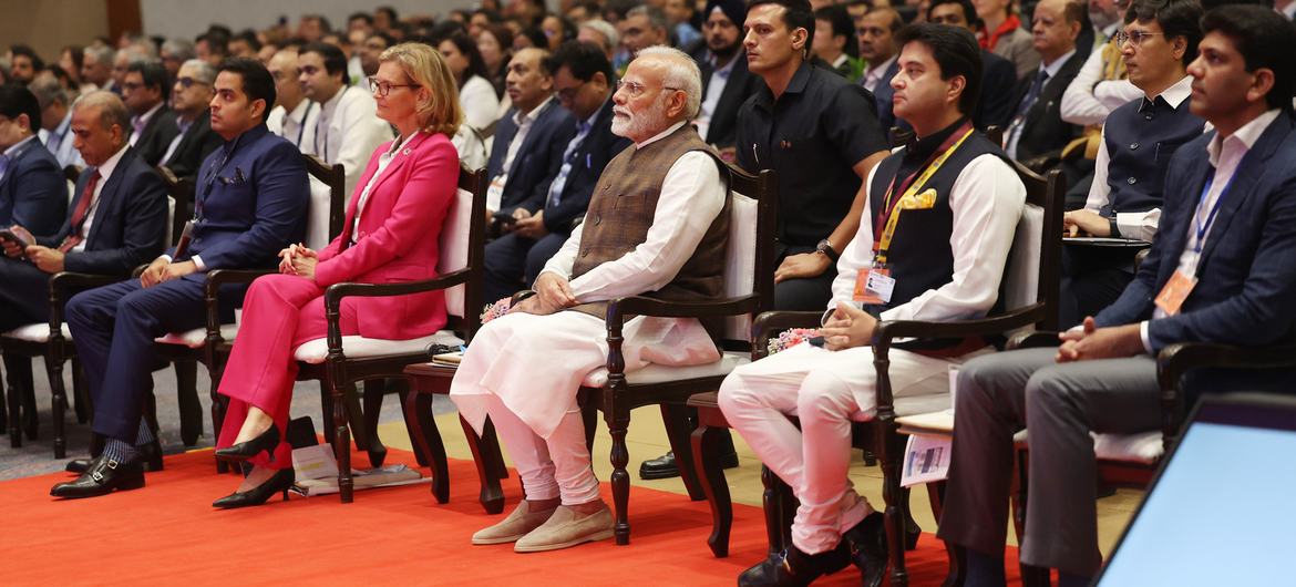 ڈبلیو ٹی ایس اے کے اجلاس کے پہلے دن انڈیا کے وزیراعظم نریندرا مودی بھی موجود تھے۔