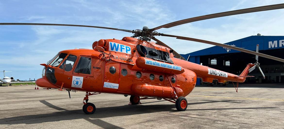 Le Service aérien humanitaire des Nations unies (UNHAS) a mis en place une nouvelle flotte d'hélicoptères peints en orange afin d'améliorer la sécurité des opérations dans l'est de la République démocratique du Congo (RDC)