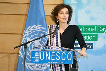 یونیسکو کی ڈائریکٹر جنرل آڈرے آزولے دنیا بھر میں تعلیم تک لڑکیوں اور خواتین کی رسائی کے لیے سرمایہ کاری بڑھانے کے لیے کہا (فائل فوٹو)۔