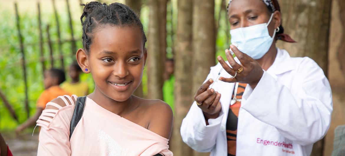 За последние 50 лет благодаря применению вакцин было спасено по меньшей мере 154 миллиона жизней.