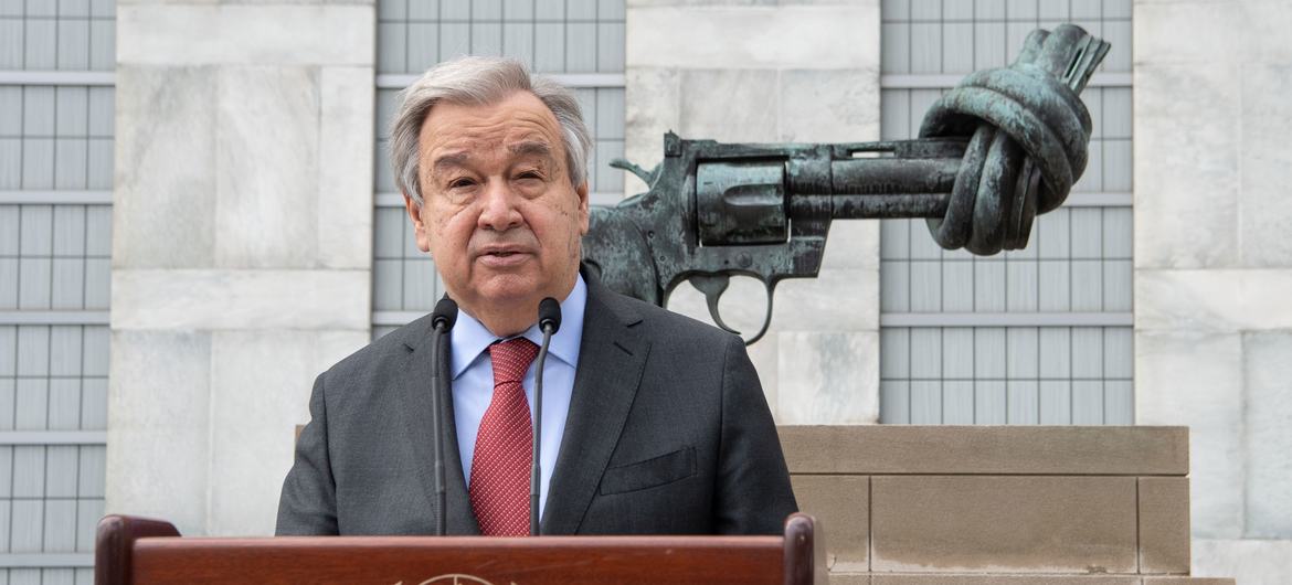António Guterres disse que a não-violência é uma das bases da atuação da ONU