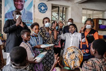 Mkurugenzi Mtendaji wa UNFPA Dkt .Natalia Kanem alipotembea hospitali ya Panzi huko Bukavu jimboni Kivu Kusini nchini DR Congo. (Maktaba)