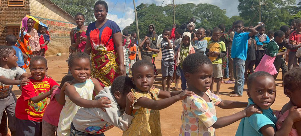 Children playing during a UNICEF visit to the Kapeni Displacement Camp in Blantyre, Malawi, in the wake of Cyclone Freddy.